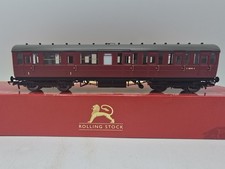 #5418 Hornby R4521 Gresley (Non Vestibuled) Suburban Composite `E88090E`.