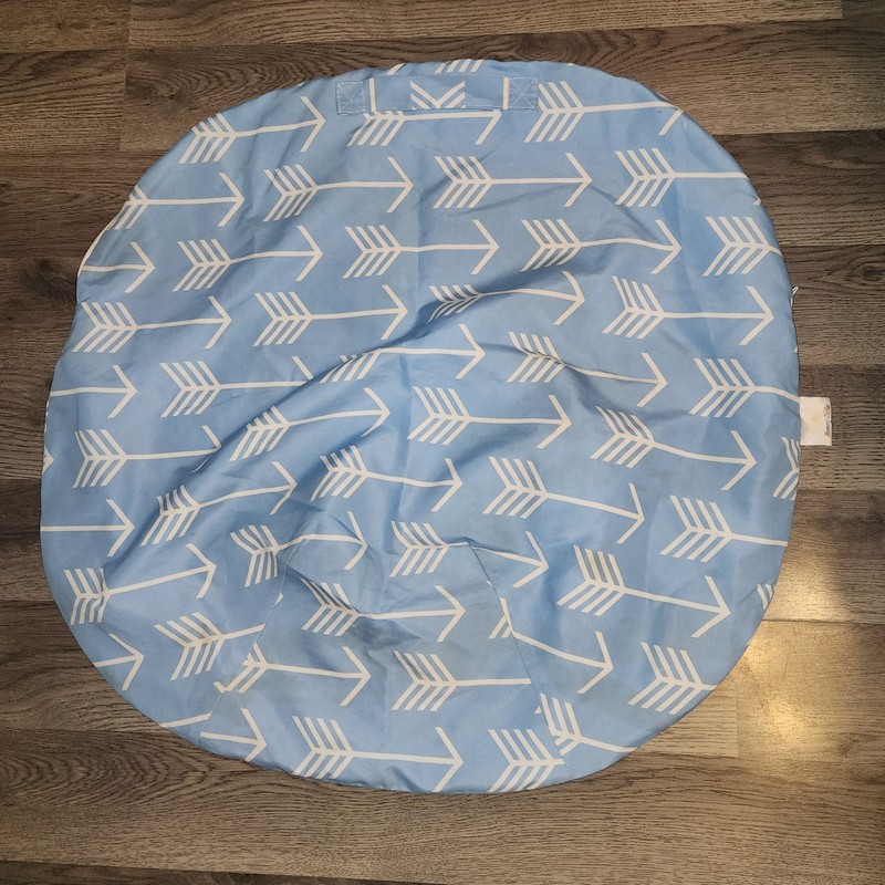 Mommy Leche Blue Arrow Boppy Cover