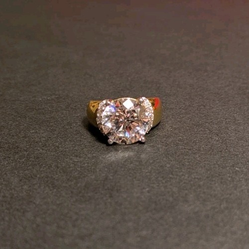 Giant Sparkling White Gemstone Gold Band Ring Never Worn