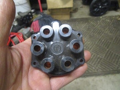NOS Fairbanks Morse FM XOR6 Magneto Distributor Cap Hercules Continental PN Q800