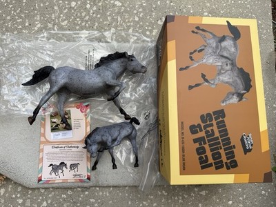 Breyer Horse Vintage Club Sentinel Echo Roan Running Stallion Scratching Foal