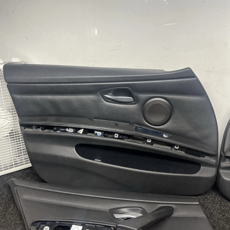 ☑️ 08-11 OEM BMW E90 M3 Sedán Juego Completo Puerta Tarjeta Panel Cuero Novillo Negro Foto 2 de 4