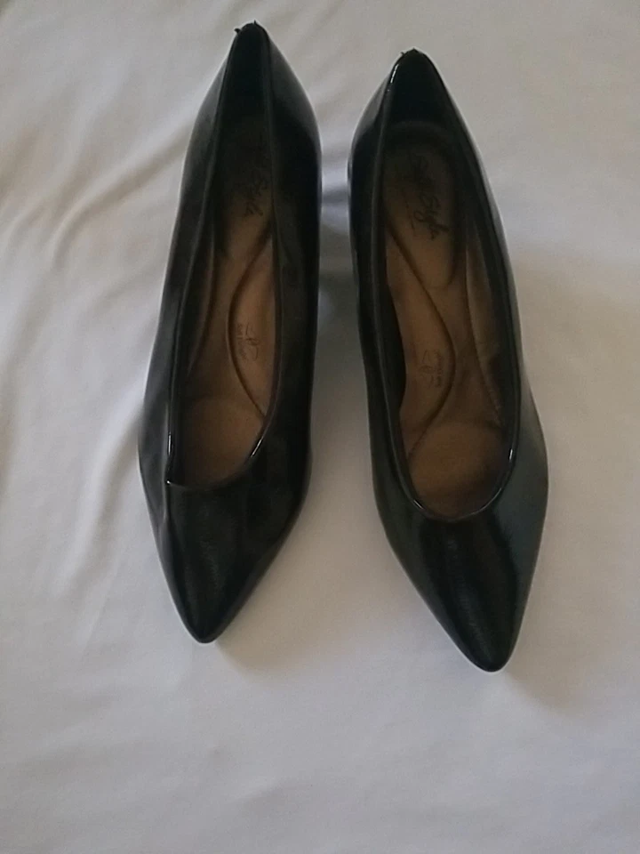 Zapatos de vestir para mujer SoftStyle marrón talla 7W (41W) Foto 3 de 4