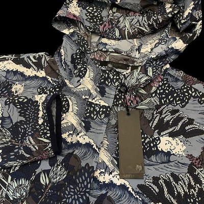Greyson In the Waves Newago Pac Lite Jacket Hoodie Size Medium $198