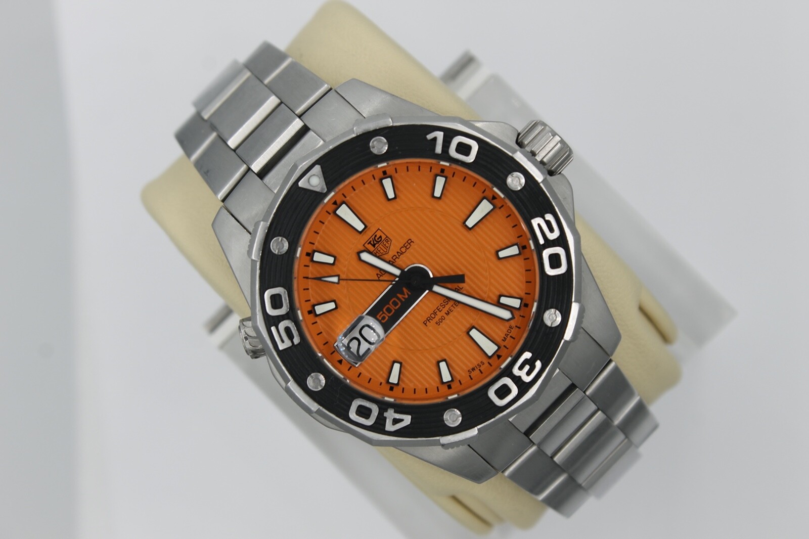 tag heuer orange