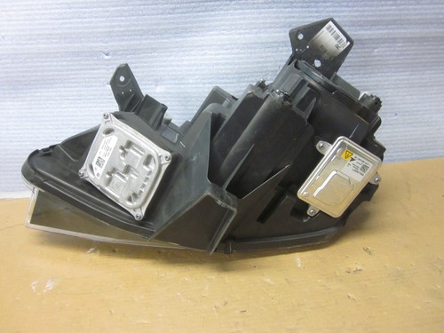 2016-2018 Chevrolet Camaro Xenon HID Headlight Right Drivers Side OEM - Picture 9 of 17