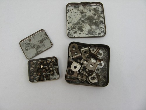Coffret en bois contenant des méccanos anciens - Photo 9/9