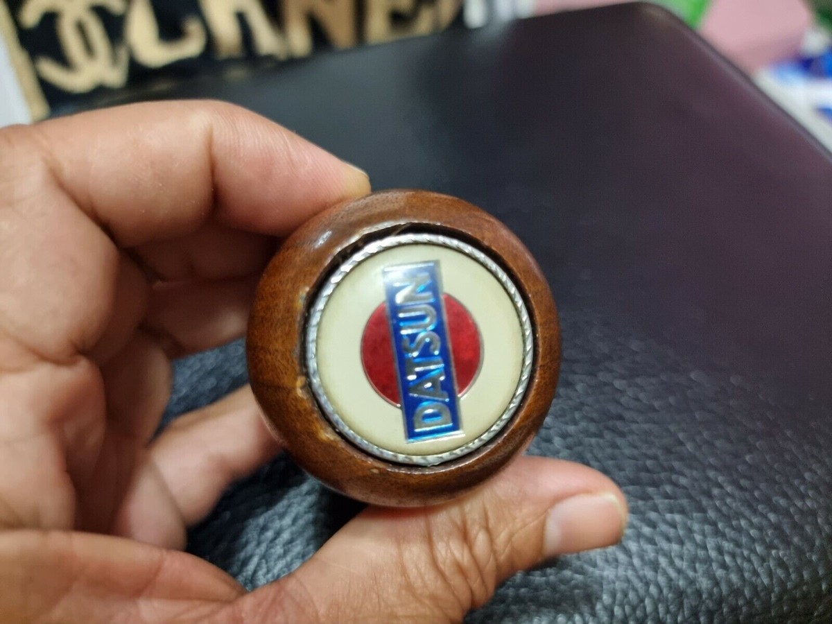 ダットサンDATSUN 8.5×1.25 ウッド シフトノブ 旧車ビンテージ ダットサンDATSUN 8.5×1.25 ウッド シフトノブ 旧車ビンテージ