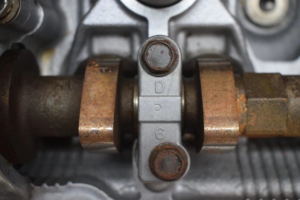 Infiniti G35 2007 2008 pasajero lado derecho motor culata montaje OEM Foto 2 de 4