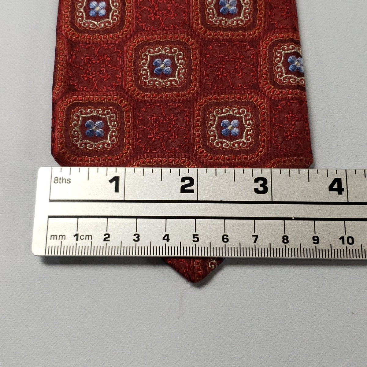 Vintage John W. Nordstrom Silk Tie: Red Diamond Grid, Photo  John W. Nordstrom Silk Tie Men’s 62” Red White Blue Woven Geometric Wide New display picture 1