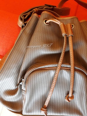 charles jourdan sling bag