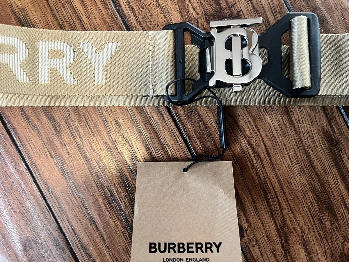 BURBERRY TB LOGO SPORTS CLIP BELT KHAKI COLOR NEW WITH TAG BURBERRY TB LOGO SPORTS CLIP BELT KHAKI COLOR NEW WITH TAG