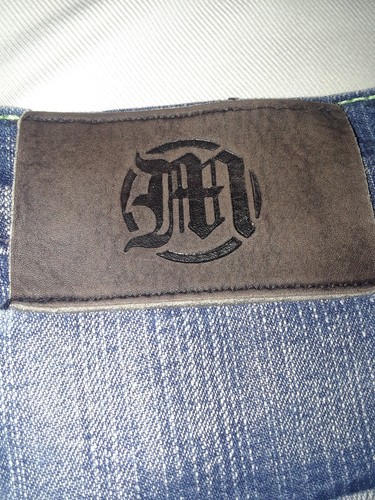 Vtg Makaveli Embroidered LOS ANGELES JNCO Style Denim Shorts Long Jorts Sz 30 - Picture 5 of 7
