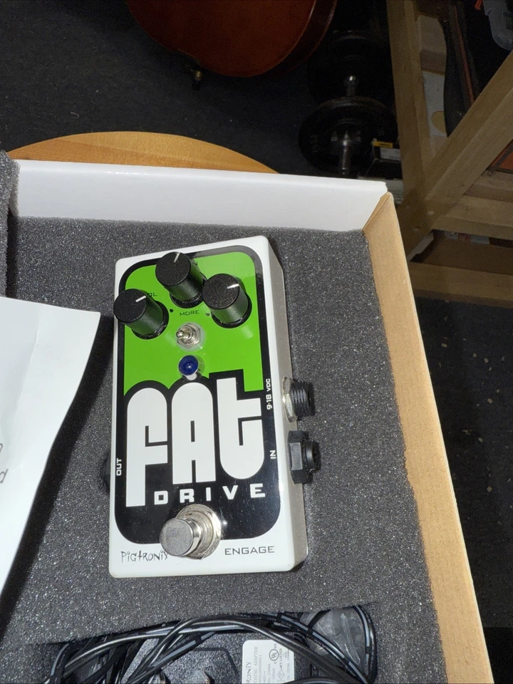 Pedal efecto distorsión para guitarra Pigtronix FAT Drive Foto 3 de 4