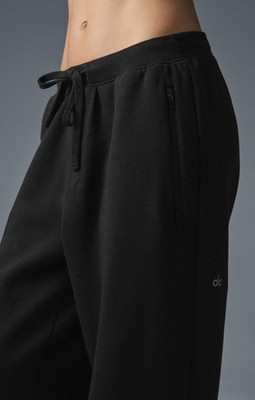 Alo Yoga Triumph Restore Sweatpants Zipper Pockets Color Black