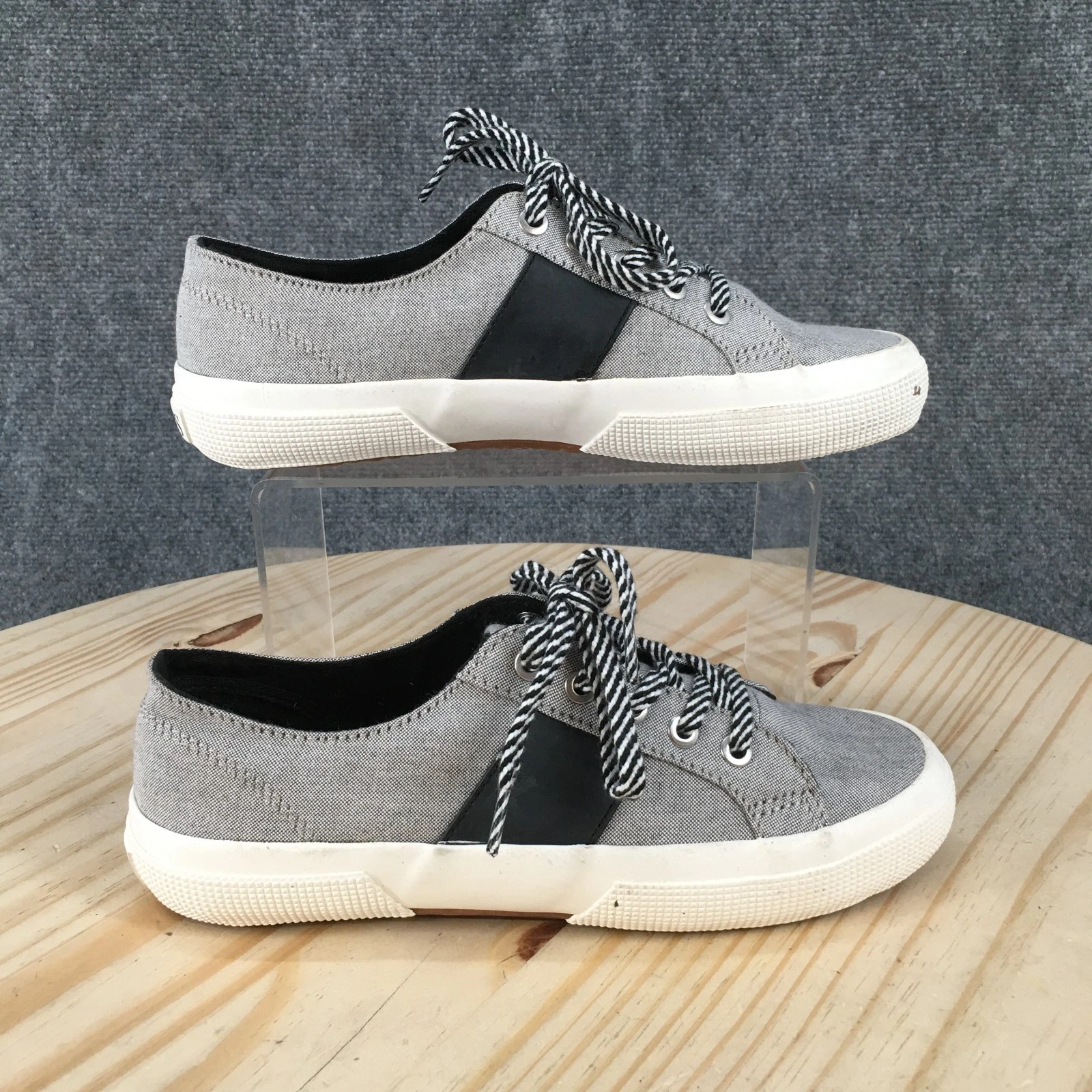 Chaps Shoes Womens 6.5 B Caelyn Casual Low Top Sneakers Gray Fabric Lace Up