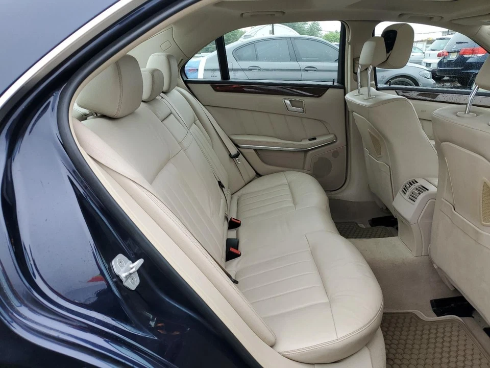 Used Rear Right Door Assembly Rear Side fits: 2015 Mercedes-benz Mercedes e-clas — 第 3/4 张图片