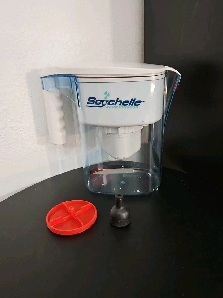 Seychelle Water Filtration Family Water Pitcher & Alkaline Filter Original New - Image 2 of 4