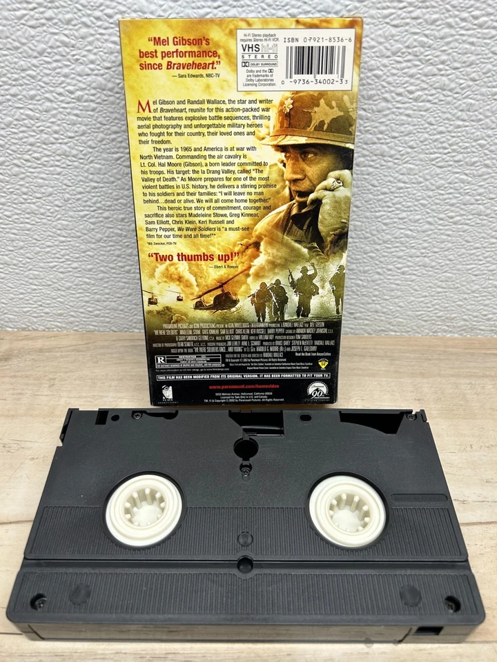 Vtg "We Were Soldiers" 2002 VHS Movie With Mel Gibson & Madeleine Stowe - Image 3 of 4