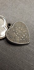 VINTAGE 1940s Heart Locket Marian slide pendant Mary Beautiful Catholic G41