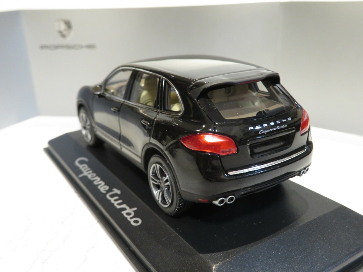 【未開封】MINICHAMPSポルシェCayenne turbo 1/43限定品 楽天市場】【 ポルシェ 純正 】 モデルカー カイエン ターボ 1