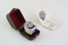 nice Kodak Kodalux L Shoe Mounted Light Meter, cased with manual