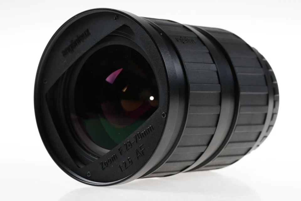 ANGENIEUX 28-70mm f/2,6 für Nikon AF - SNr: 1546487 - Bild 3 von 4