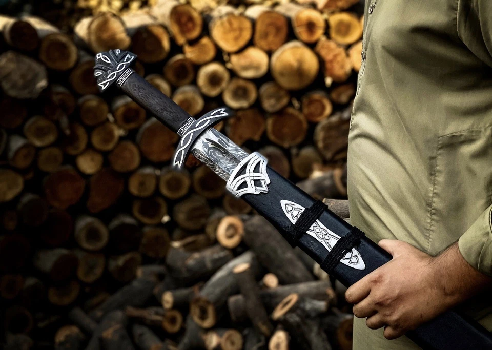 Handmade Damascus Steel Northman Sword Viking Sword With Handmade Scabbard — 第 2/4 张图片