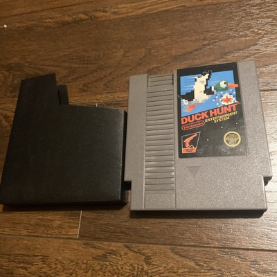 Duck Hunt 5 Screw (Nintendo NES, 1985) Authentic Tested w/ Dust Cover Ships Now!