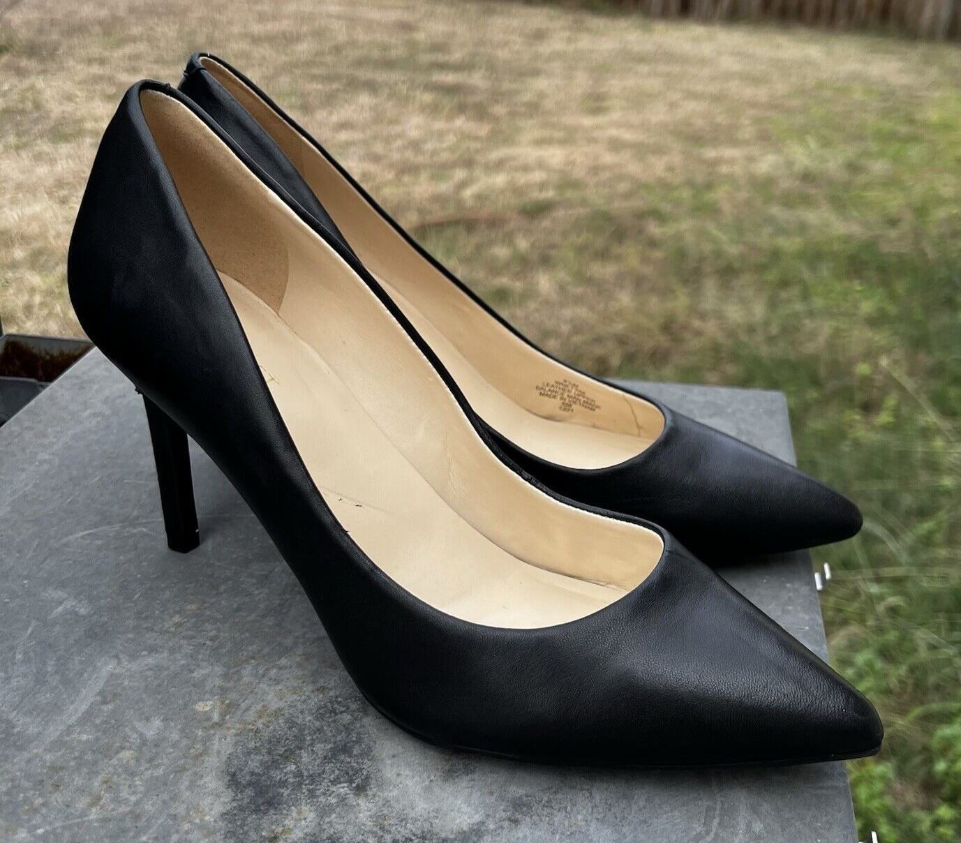 NINE WEST Black Leather Pointed Toe Pumps Women's Shoes Sz