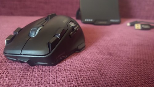ROCCAT LEADR Wirless Gaming Maus mit Ladestation - Good Condition