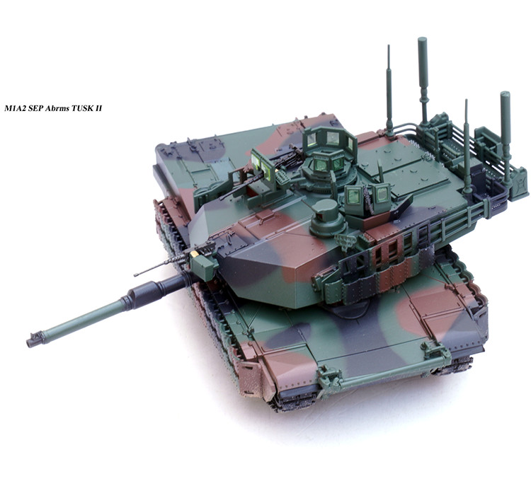 New 1:72 Scale U.S. Army M1A2 Abrams Main Battle Tank NATO Camouflage Model