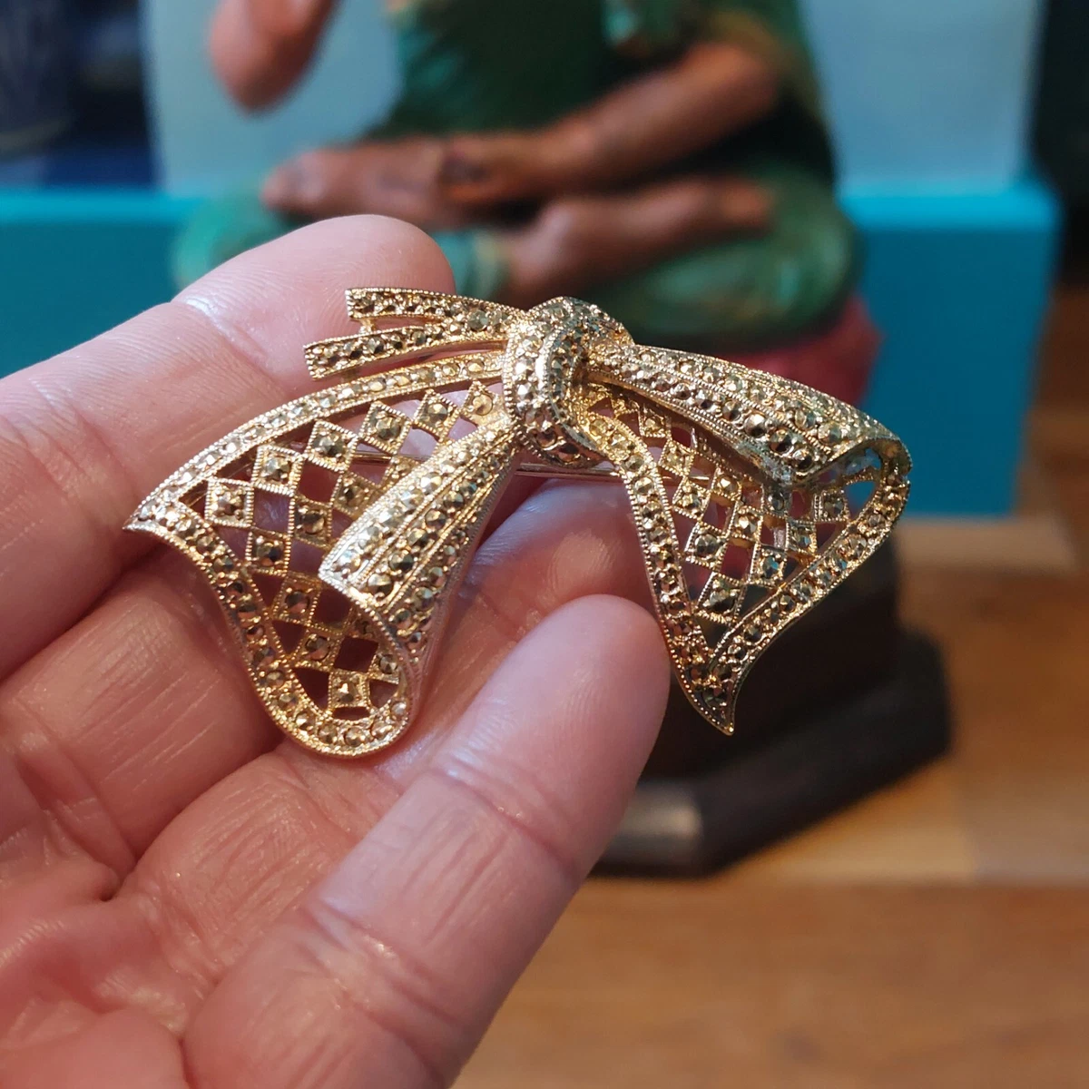 Vintage Signed Kigu Goldtone Marcasite Bow Brooch Pin