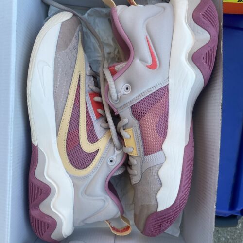 Nike Giannis Immortality 3 - Fossil Stone Celestial Gold - Sz 7 (DZ7533-200)