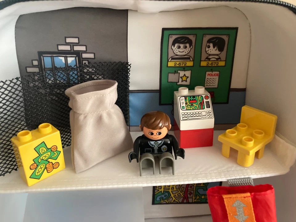 LEGO Explore: On the Move Police Station - Image 4 of 4