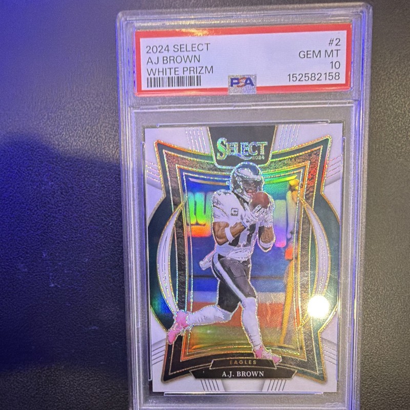 Panini 2024 Select A.J. Brown #2 Concourse White Prizm /35 PSA 10