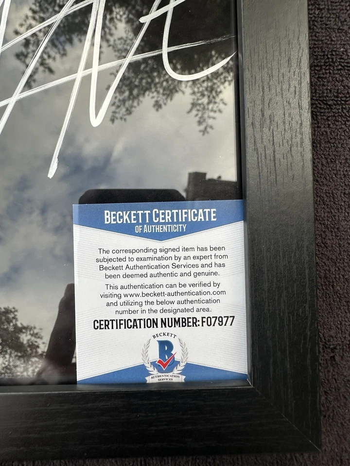 Khabib Nurmagomedov Signed And Framed 8x10 Photo UFC MMA BECKETT BAS CERT - Image 3 of 4