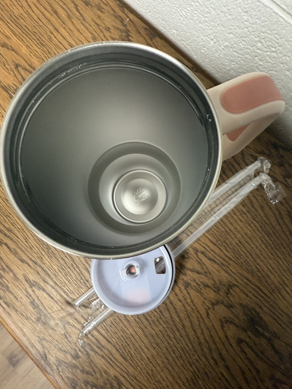 ComfyLuxe Daisy Flowers Pattern 40oz Double Walled Stainless Steel Tumbler