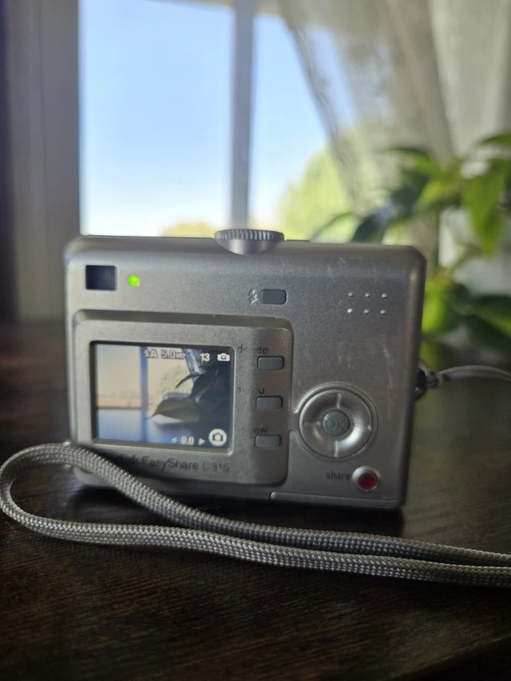 Kodak EasyShare C315 5.0MP Digital Camera - Silver Tested Works - Image 4 of 4