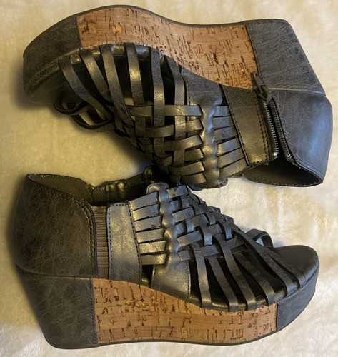 Corkys size 6 Pewter/gray wedge sandals - Picture 5 of 10