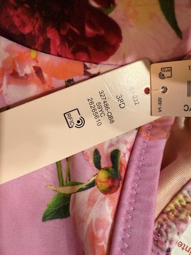 Nuevo con etiquetas Conjunto de Natación Victoria’s Secret Impresionante Top de Bikini Floral 38D - Imagen 8 de 9