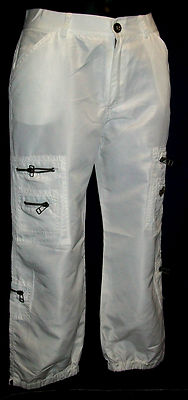 Weiße Shorts ''CREATION D''' Multipoches Reißverschluss Gr. S neu