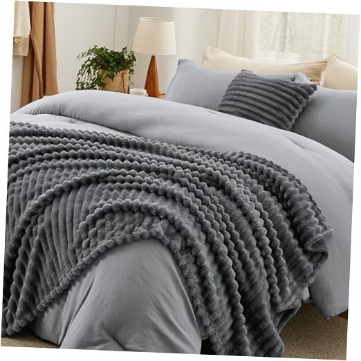 Comforter Set 5 Pieces - Bed in a Bag with Throw Queen 02 - Dark Grey Striped