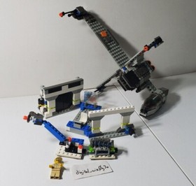 2000 LEGO 7180 Star Wars: B-wing at Rebel Control Center  Complete missing 2 fig