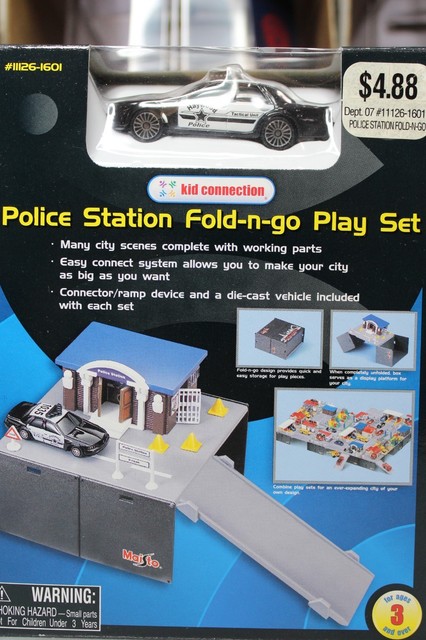 kid connection police play set
