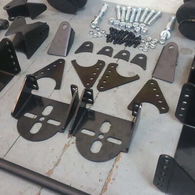 1937-1948 Classic Chevy GM Rear 4 Link Kit w/ 2600lb Air Ride Bags