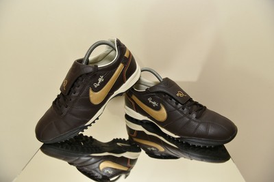 ronaldinho astro turf football boots