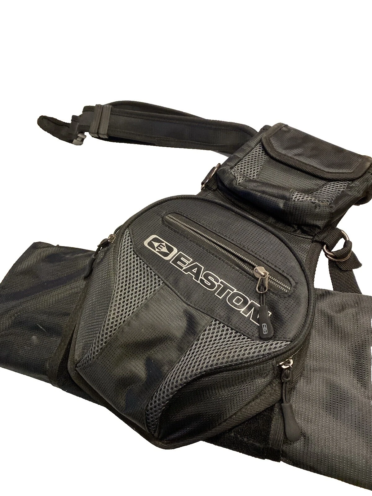 Easton Black Archery Quivers