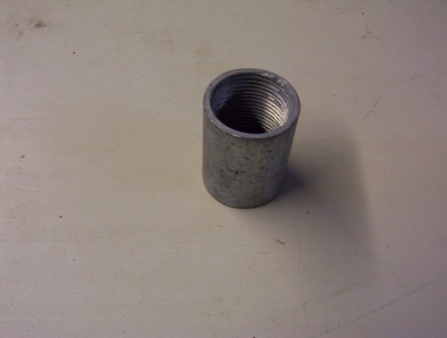 BLACK IRON PIPE FITTING/ 3/4 " COUPLING (SLEEVE)(GALVANIZED)