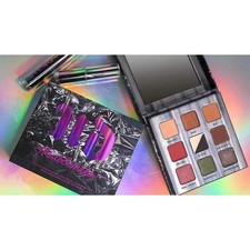 NEW Urban Decay Troublemaker Eyeshadow Palett...